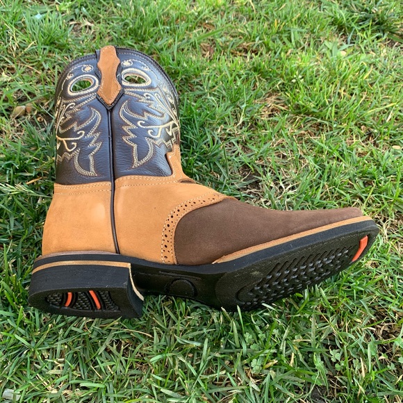 Women’s Rodeo Cowgirl Genuine Leather Boots MMT700 - Picture 7 of 7